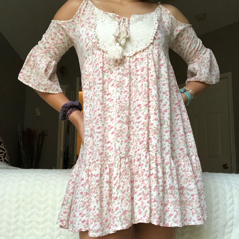 💞Flowy, Floral Dress